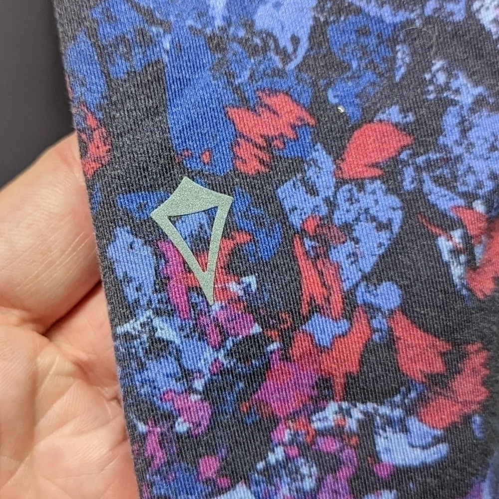 Ivivva by Lululemon Girl's Printed Leggings Sz 10